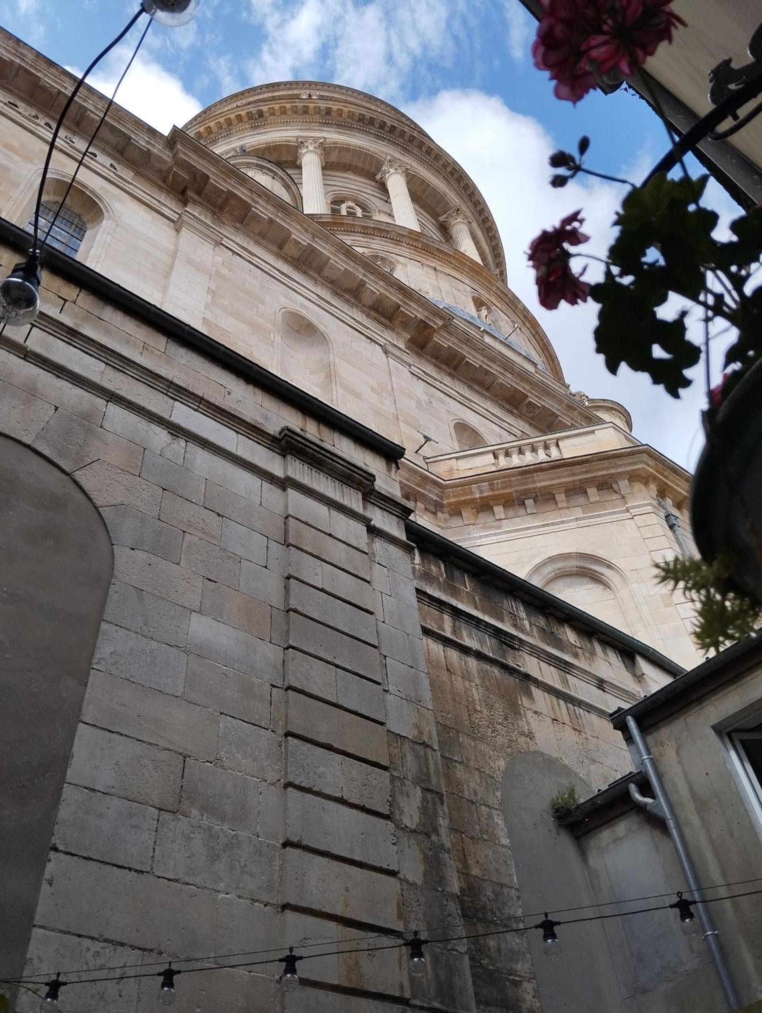 Studio Au Pied De La Cathedrale Notre Dame Булон сюр Мер Екстериор снимка